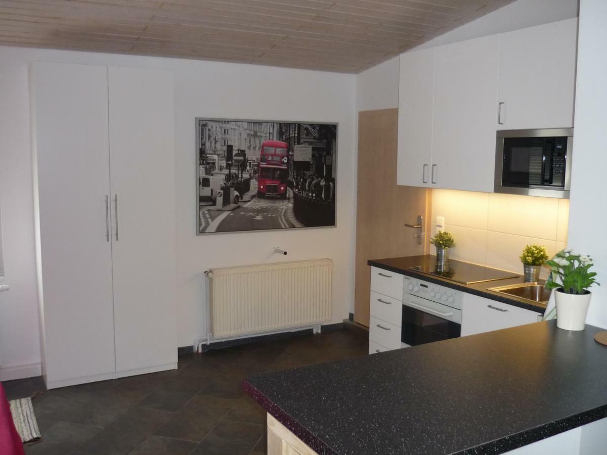 Wohnen Im Ehemaligen Kaminstudio Mit Klimaanlage Apartamento Wittenberg Exterior foto
