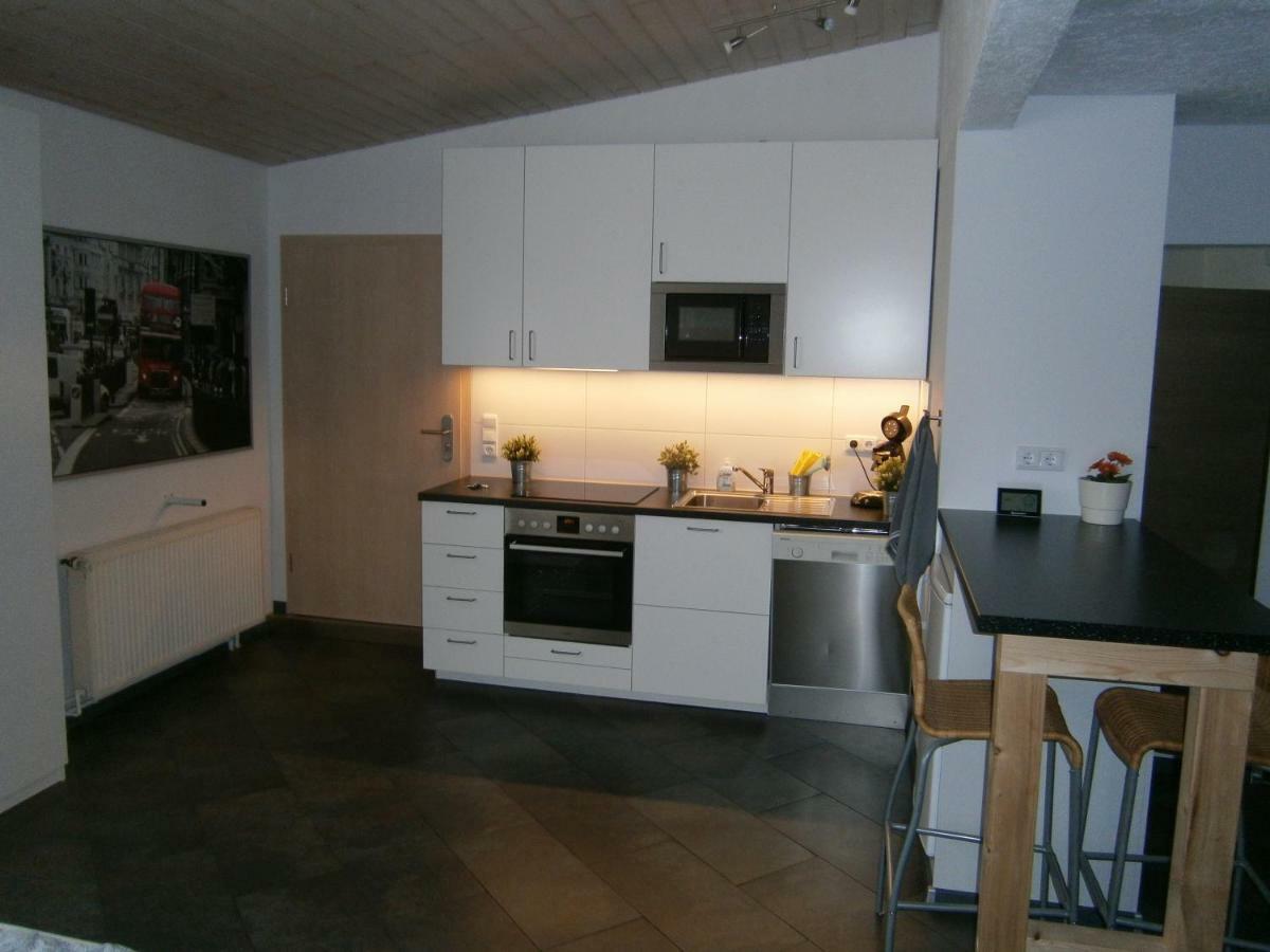 Wohnen Im Ehemaligen Kaminstudio Mit Klimaanlage Apartamento Wittenberg Exterior foto