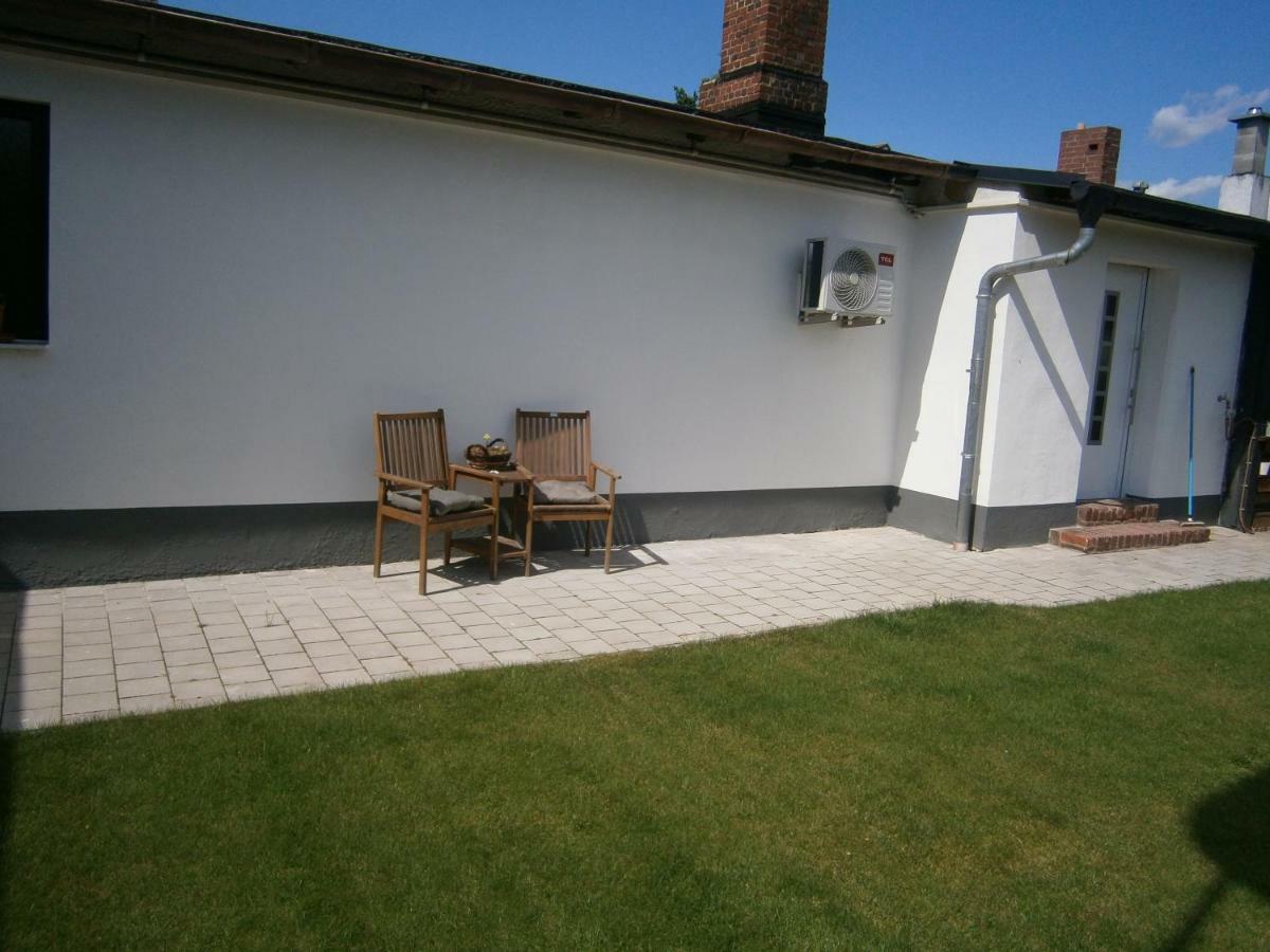 Wohnen Im Ehemaligen Kaminstudio Mit Klimaanlage Apartamento Wittenberg Exterior foto